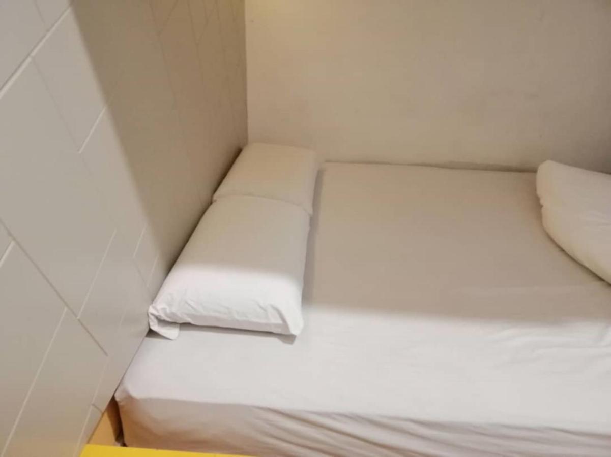 Spot On 89816 Warm Blanket Hotel Johor Bahru Luaran gambar